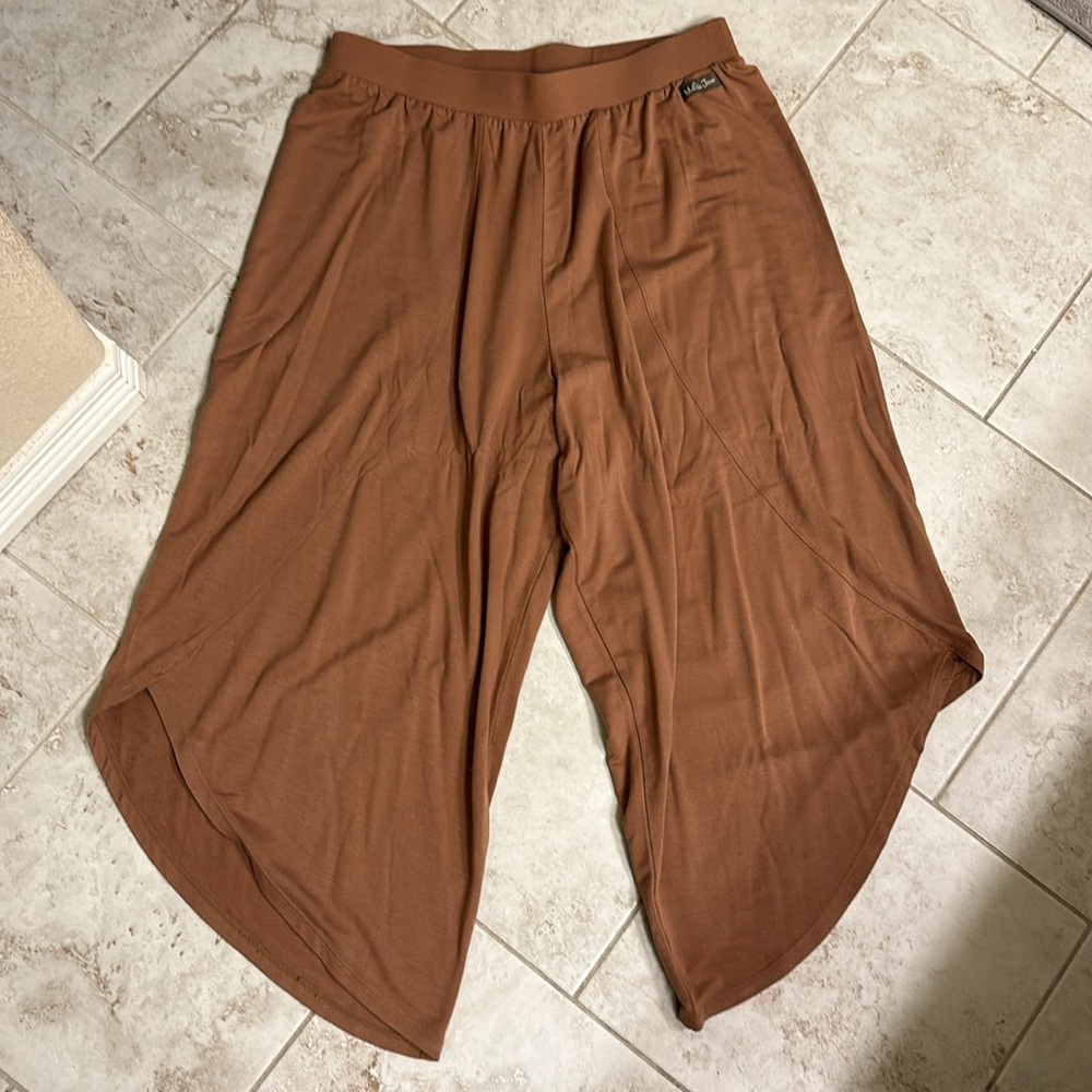 Matilda Jane Dream Chaser lounge crop pant - Picture 2 of 5